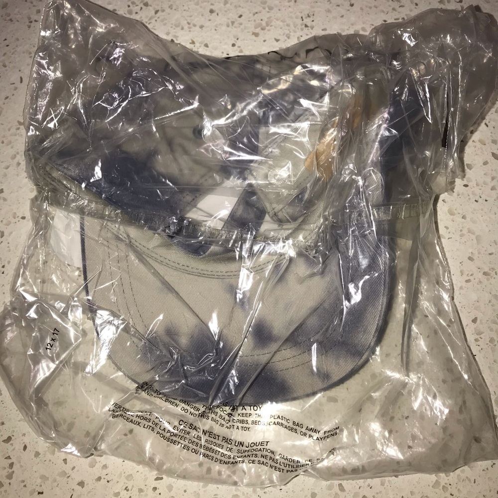 Vs Victorias Secret Pink Adjustable Baseball Hat Cap Grey Tint Tie Dye - Picture 3 of 3